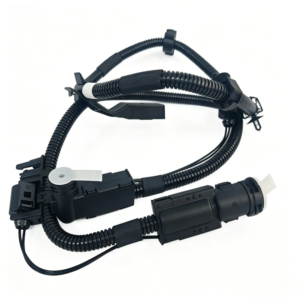 5Q0131983D Replacement DEF Heated Hose For VW Golf VII Diesel Vehicles suppliers